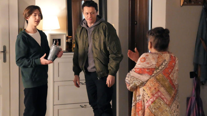 Barwy szczęścia odc. 3369. Daniel (Marcin Bikowski), Emil (Artem Malaszczuk), Lucyna (Grażyna Zielińska)