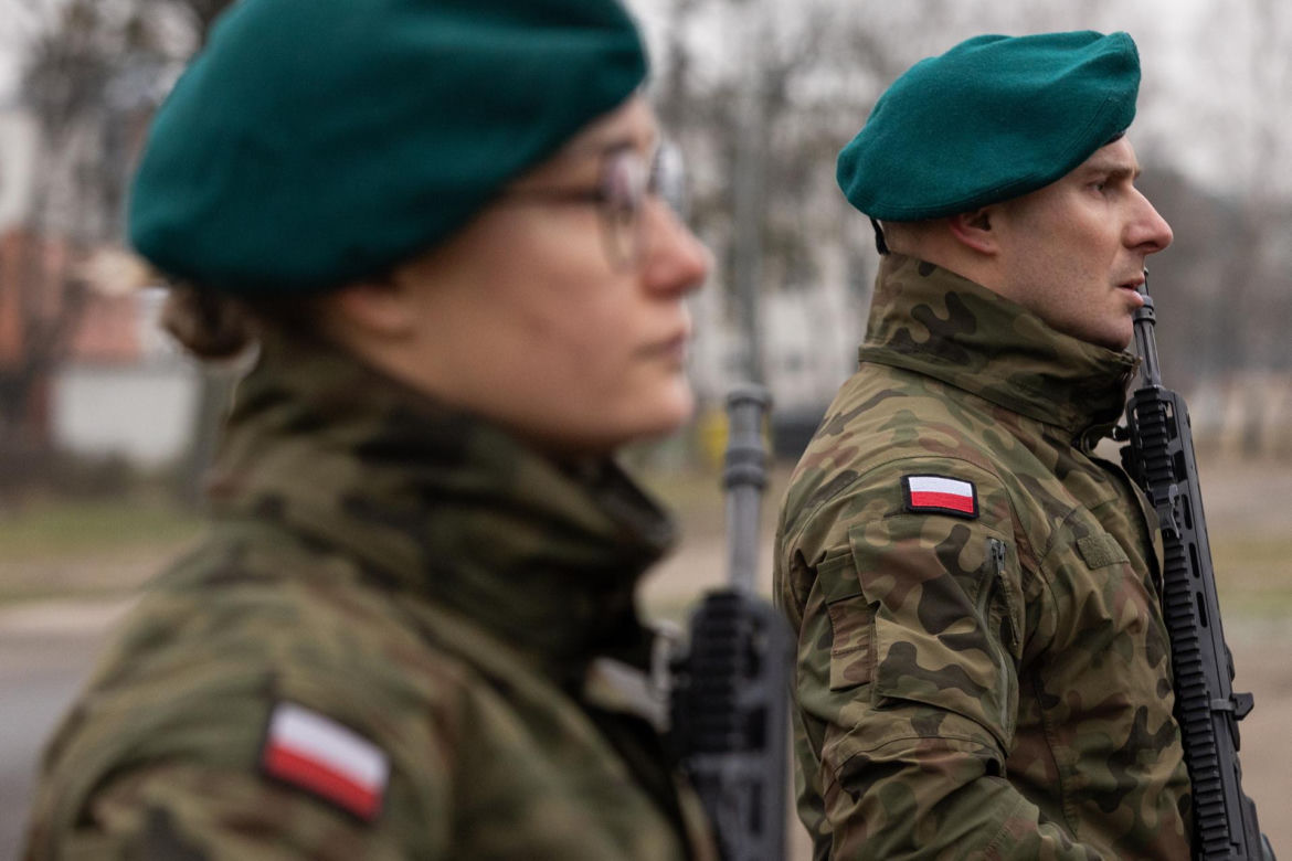 Karol Nawrocki pojawił się na przysiędze żołnierskiej kolegi z ringu