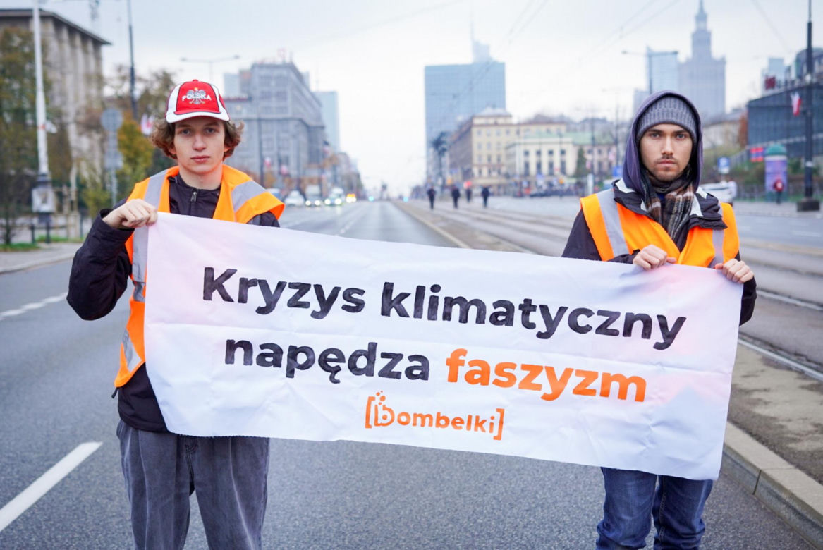 Incydent na Marszu Niepodległości w Warszawie. Aktywiści zablokowali trasę