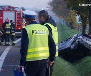 Ochaby: Nie żyje 37-latka. Dwójka dzieci, z którymi podróżowała trafiły do szpitala