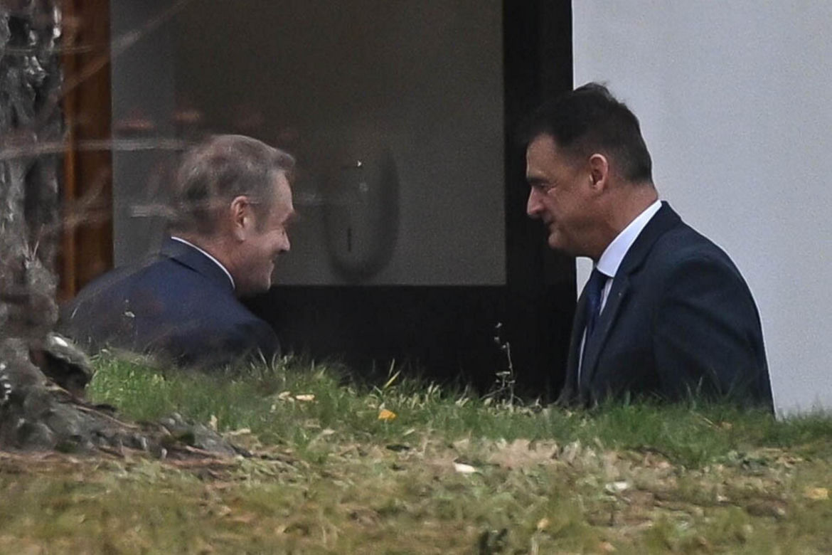 PILNE! Tusk ujawnia: dwóch Ukraińców współpracujących z Rosją stało za dywersją na kolei. „Celem była katastrofa”