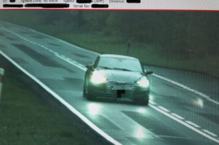 Spieszył się do pracy. Kierowca sportowego Audi S5 pędził 172 km/h