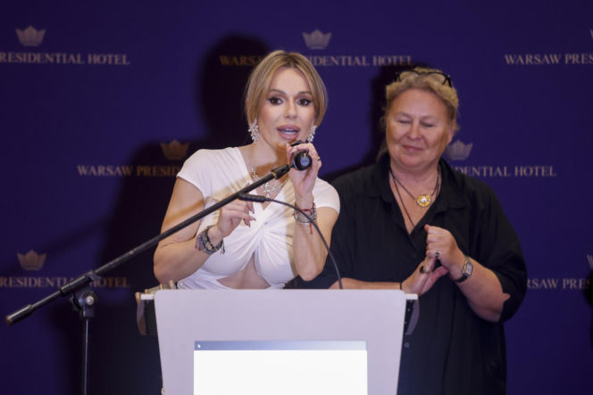 Doda podkręciła temperaturę do granic! Ta suknia opinała każdy centymetr jej ciała