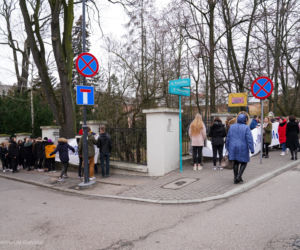 VI LO murem za Bartoszem Bielenią