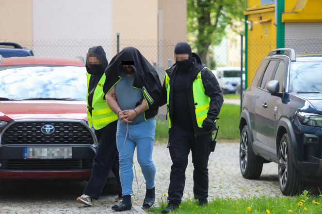 Gonili 13-latka na bagno, dziś sami trafili do aresztu