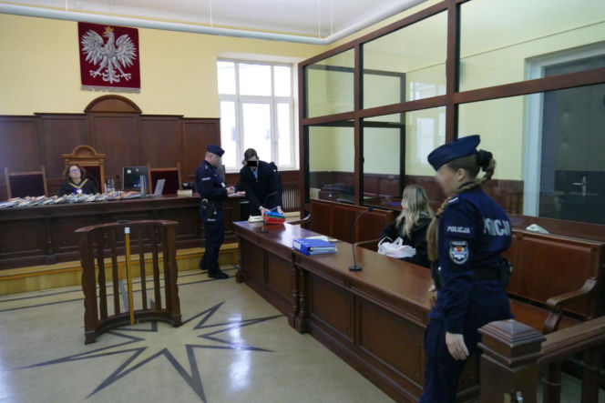 Śmiertelny wypadek na A1. Wstrząsająca relacja strażaka. „Wyciągaliśmy ciała z auta”