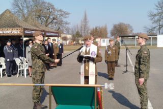 Chorągiew dla Ośrodka WOT