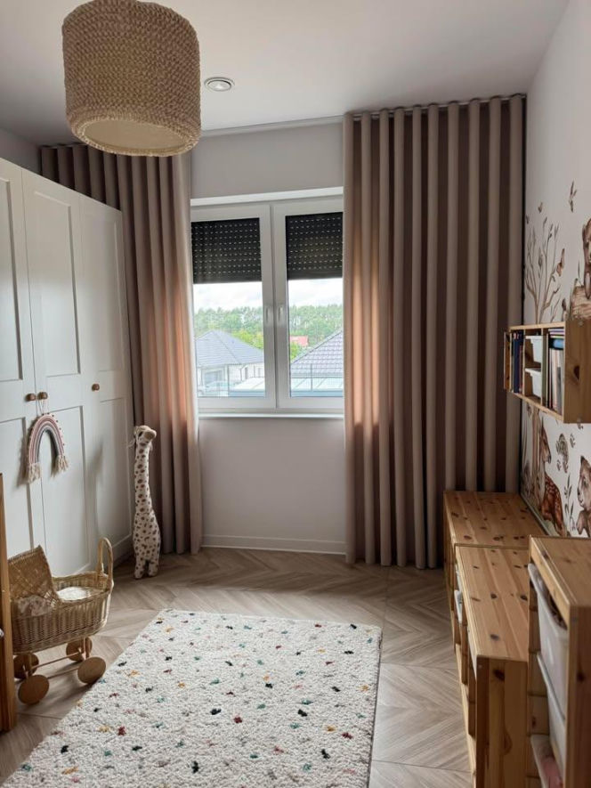 Perfekcyjna aranżacja okna bez wychodzenia z domu. Dlaczego warto zaufać ekspertom Royal Firany?