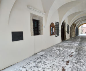 Pomnik, który grzeje! Płyta Jana Głuszaka Dagaramy w Tarnowie
