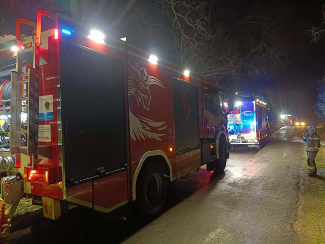 Pożar budynku w miejscowości Bartoszówka w powiecie grodziskim