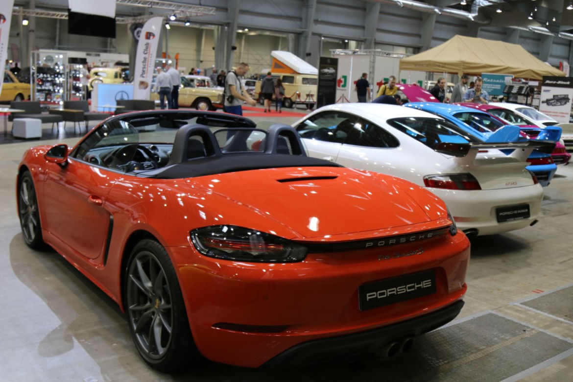 Auto Nostalgia 2016
