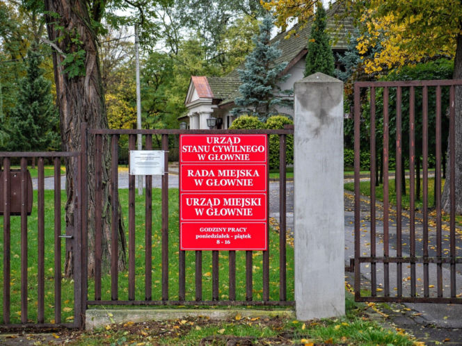 To jedno z najpiękniejszych miast w woj. łódzkim. Kiedyś było kurortem dla mieszkańców Łodzi