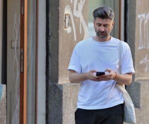 Krzysztof Śmiszek wybrał się do fryzjera