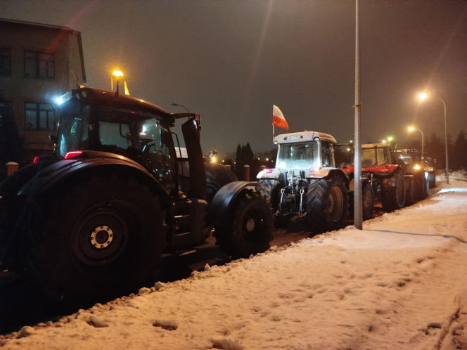 Protest rolników na spotkaniu z ministrem rolnictwa na Uniwersytecie w Siedlcach