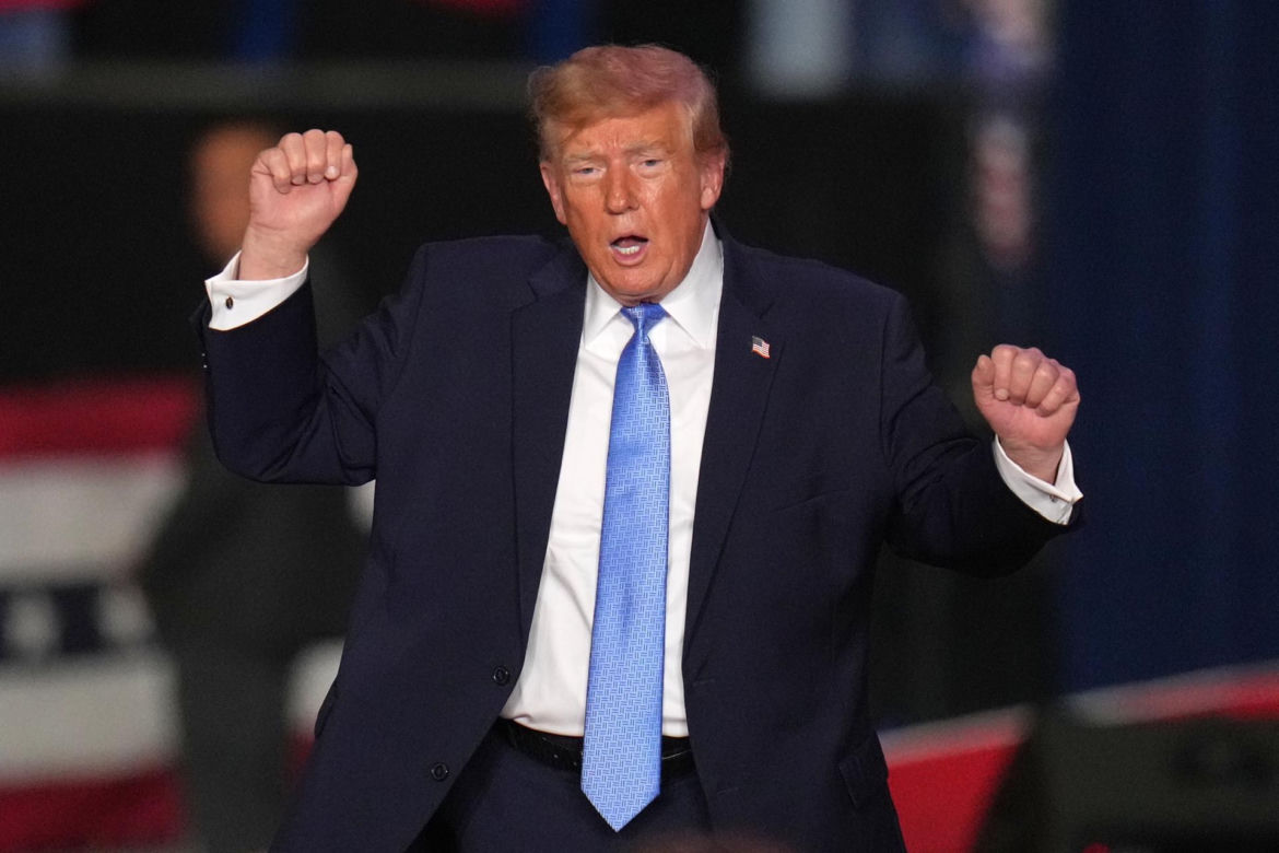 Trump nagle zaczął mówić o pupie! Nie krył zachwytu