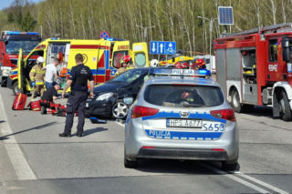 Dramat na drodze w Krynkach! Na miejscu lądował śmigłowiec LPR [ZDJĘCIA]