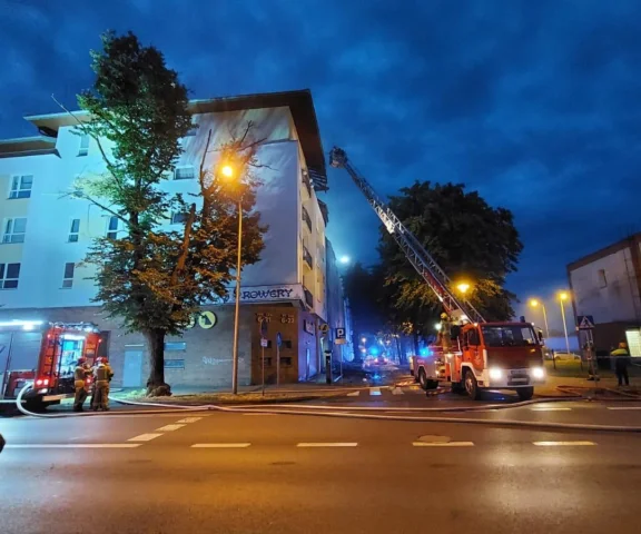 Pożar kamienicy w Świnoujściu. Ewakuowano 70 mieszkańców