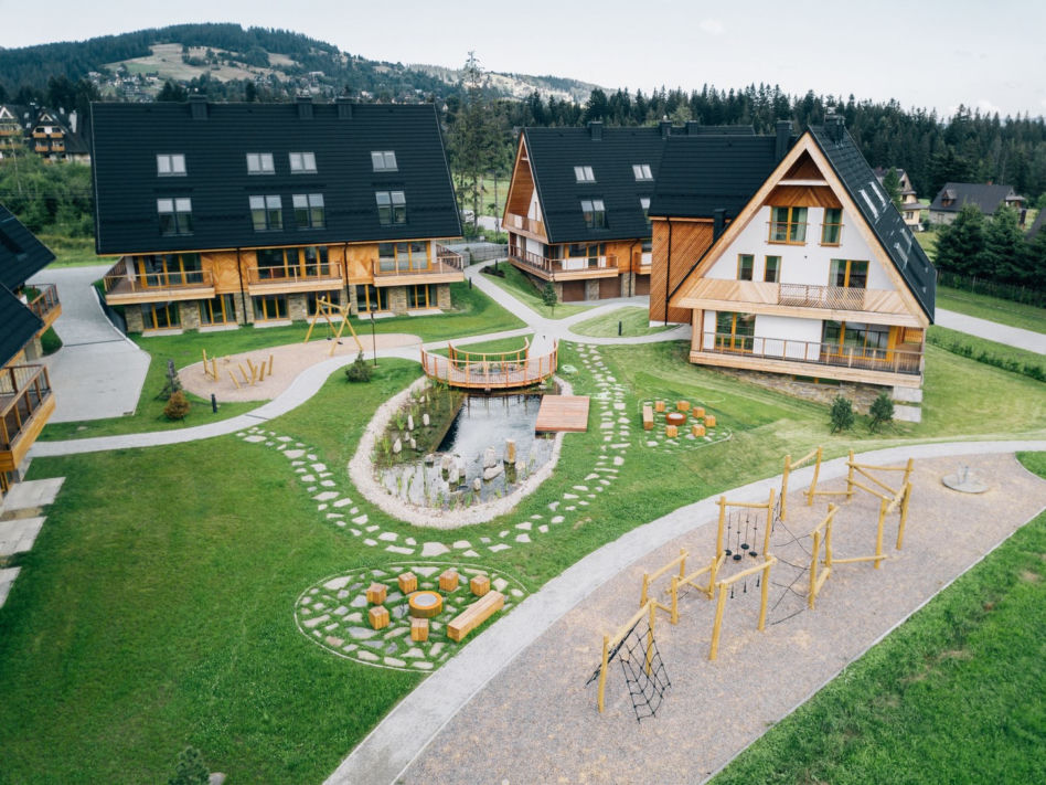 Z widokiem na Tatry. Nowy zespół wypoczynkowy w Kościelisku projektu INDO Architekci