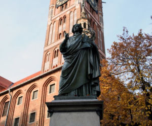 Pomnik Mikołaja Kopernika w Toruniu