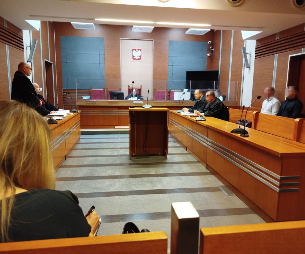 Sala rozpraw Sądu Okręgowego w Siedlcach podczas procesu ws. Adama Niedzielskiego. O sprawie pisze Eska Siedlce.