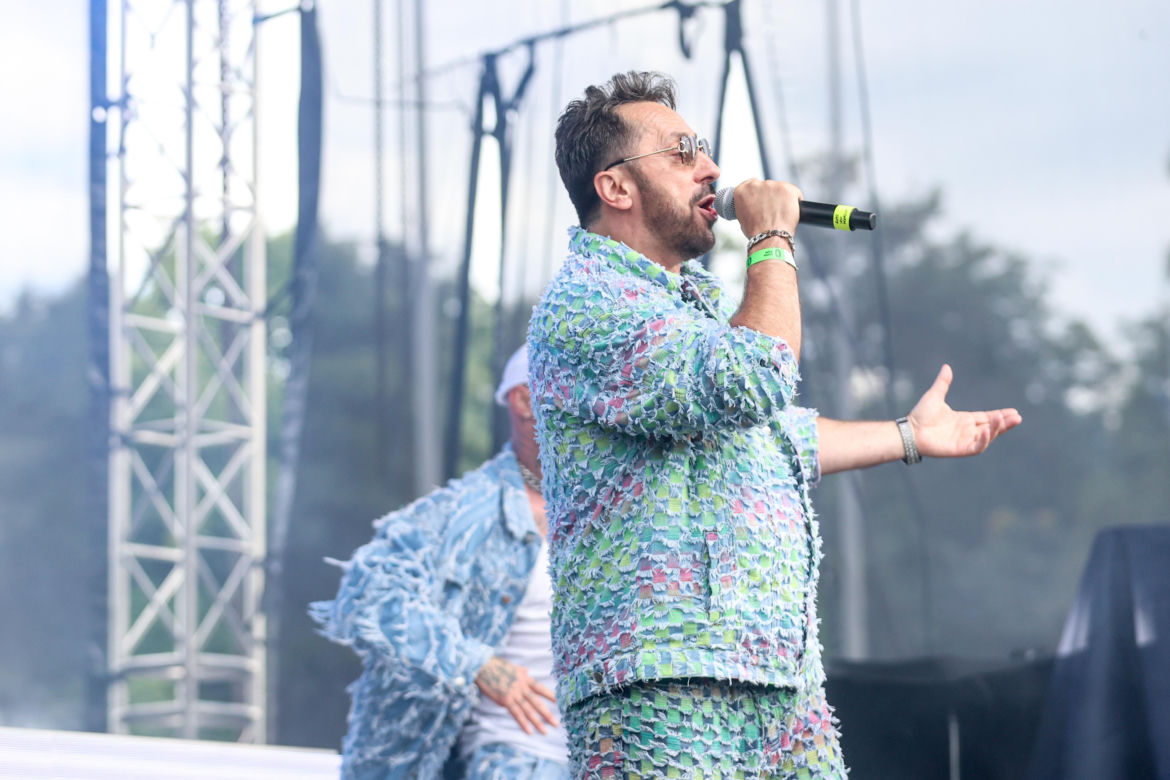 Śląska Scena Letnia na promenadzie przy Stadionie Śląskim w Chorzowie