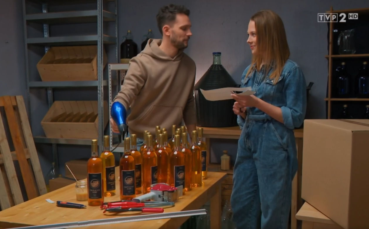 Barwy szczęścia, odcinek 2454, Jowita (Magdalena Żak), Prot (Andrzej Michalski)