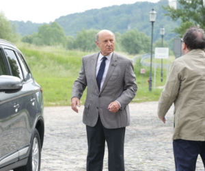 W rytmie serca, odcinek 8, Bogdan (Zbigniew Zamachowski), dr Zych (Piotr Fronczewski)