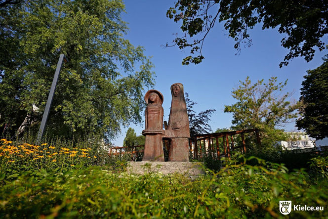 Kieleckie rzeźby