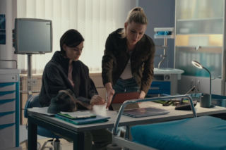 Na dobre i na złe odc. 999: Blanka (Pola Gonciarz), policjantka Dorota (Magdalena Wróbel)