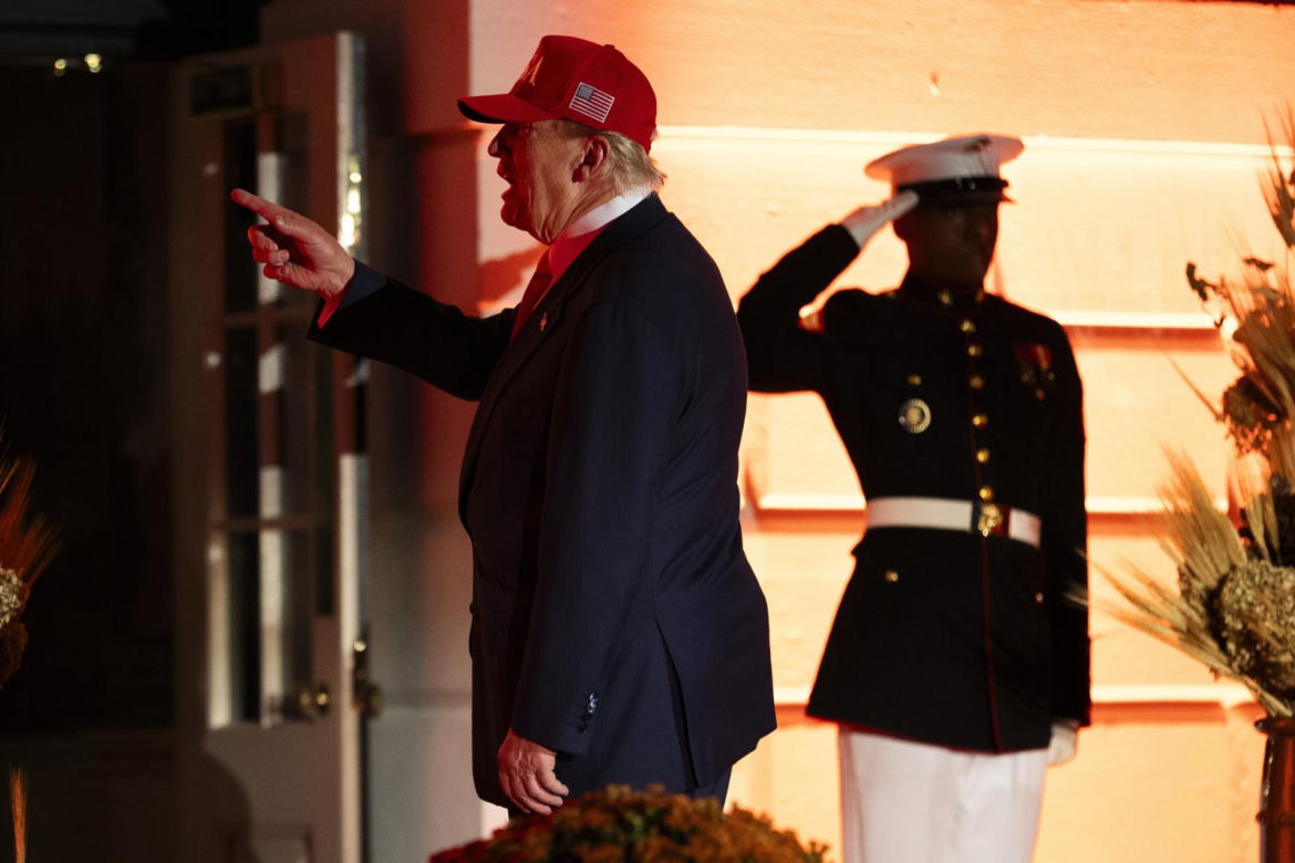 Tłumy na zabawie w Białym Domu. Tak Trump świętował Halloween