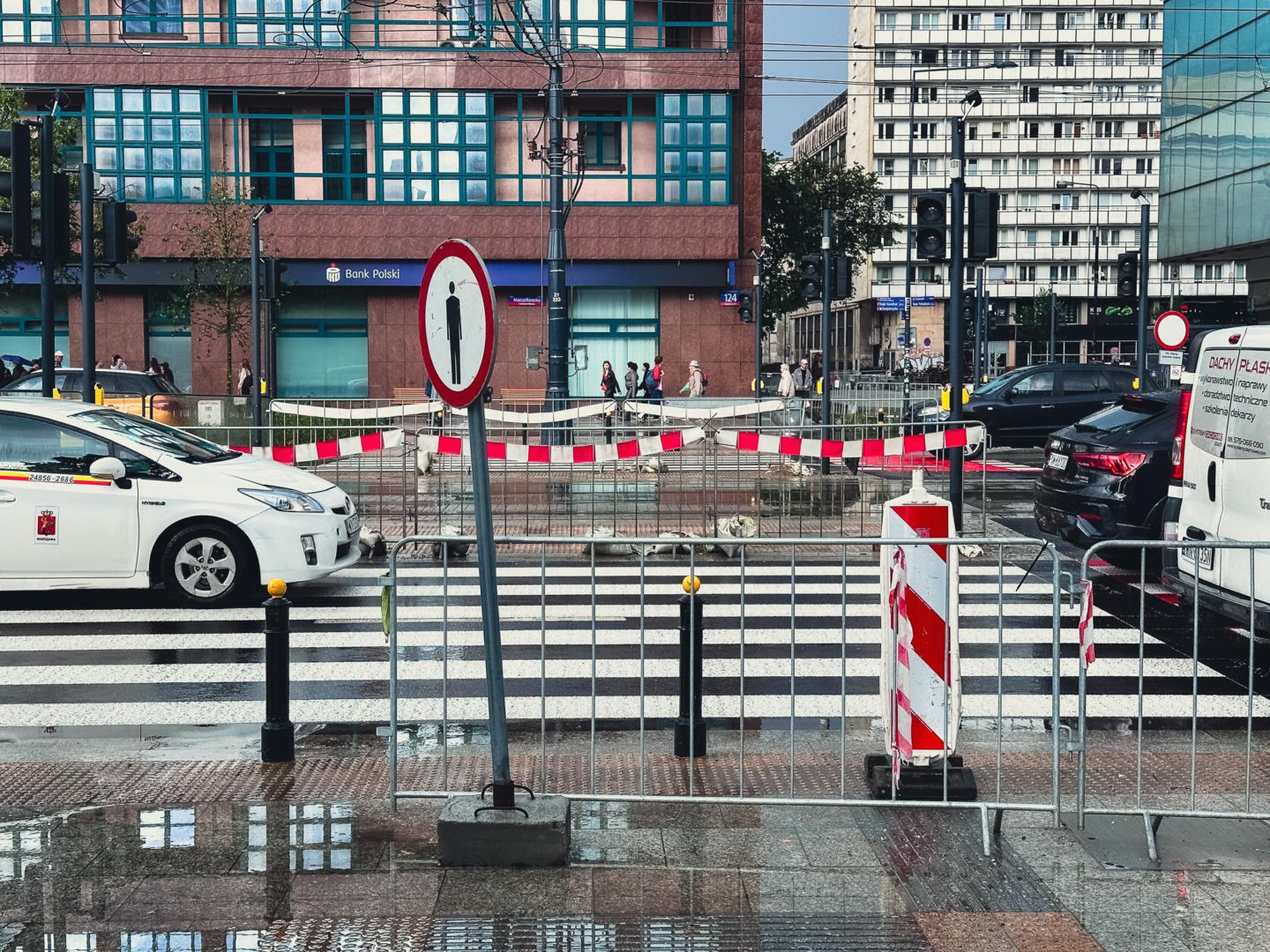 Przejście na ul. Marszałkowskiej w Warszawie przy ul. Fangora