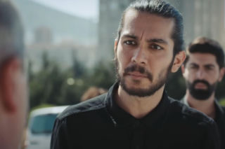 Dziedzictwo, odcinek 871: Poyraz ratuje Nanę i Yusufa przed Szakalem. Mężczyzna nie zamierza zostawić ich bez ochrony