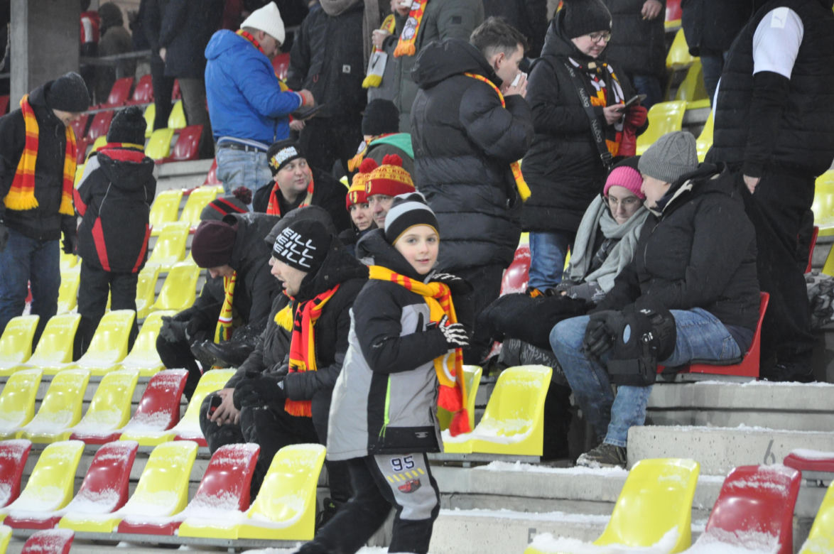 Korona Kielce - Lech Poznań. Zdjęcia kibiców na Suzuki Arenie