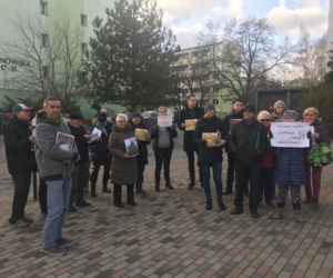 Mieszkańcy Kuźnik nie chcą dopuścić do zabetonowania ich osiedli