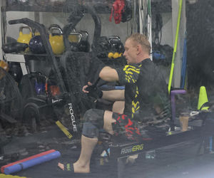 Bartosz Żukowski na siłowni