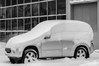 Strażnicy miejscy pomogą przy rozładowanym akumulatorze 