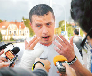 Policja rozjechała kibica!