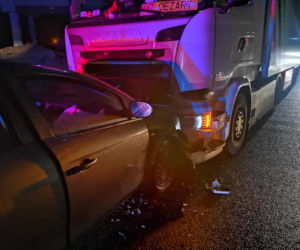 Wypadek na DK 10 w Białych Błotach! Spore utrudnienia dla kierowców [ZDJĘCIA] 