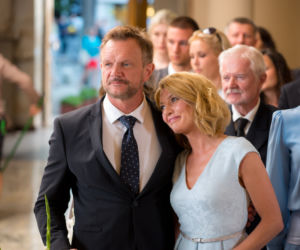 Aż po sufit odcinek 4, Joanna (Edyta Oszówka), Andrzej (Cezary Pazura)