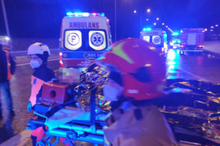 Horror na autostradzie A4.  Dramatyczna relacja ratowników medycznych z miejsca wypadku autokaru [ZDJĘCIA]