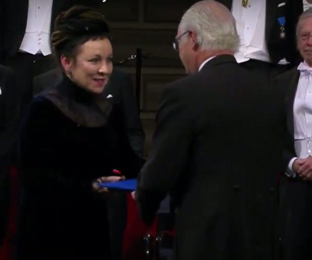 Olga Tokarczuk odbiera literacką Nagrodę Nobla