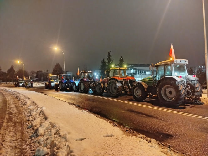 Protest rolników na spotkaniu z ministrem rolnictwa na Uniwersytecie w Siedlcach