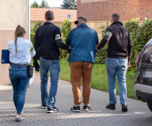 Potrącił młodszego brata i uciekł