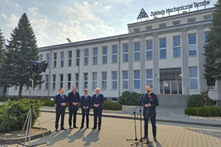 Minister Obrony Narodowej Władysław Kosiniak-Kamysz w Zakładach Mechanicznych w Tarnowie
