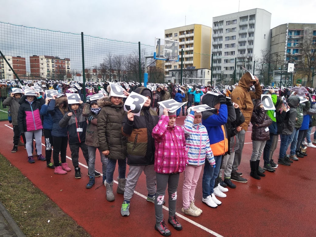 Światowy Dzień Liczby PI: Katowice w księdze rekordów Guinessa? Rozwinęli 3,14 do granic możliwości! [ZDJĘCIA]