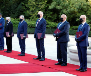 Jarosław Kaczyński podczas zaprzysiężenia nowego rządu