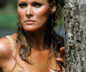 Ursula Andress straciła miliony! Dramat legendarnej dziewczyny Bonda
