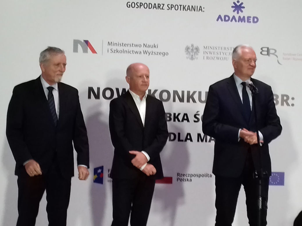 Konferencja ncbr w fabryce leków Adamed