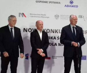 Konferencja ncbr w fabryce leków Adamed