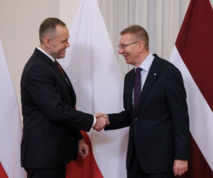 Prezydent Karol Nawrocki z wizytą na Łotwie. Główne tematy to bezpieczeństwo i sytuacja na Bałtyku